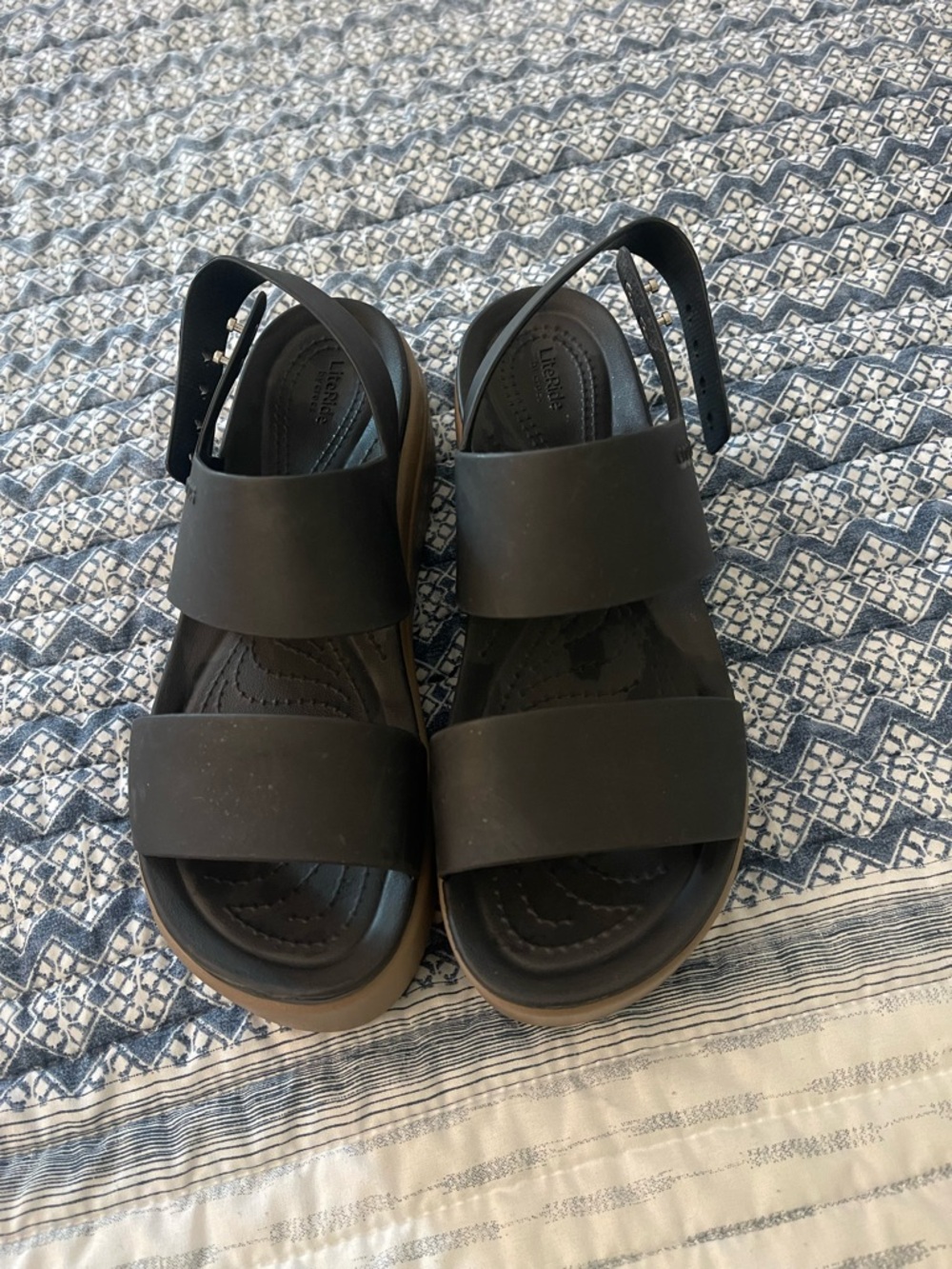 CROCS Women's Black Platform Sandals with Brown Platform - Picture 2 of 3